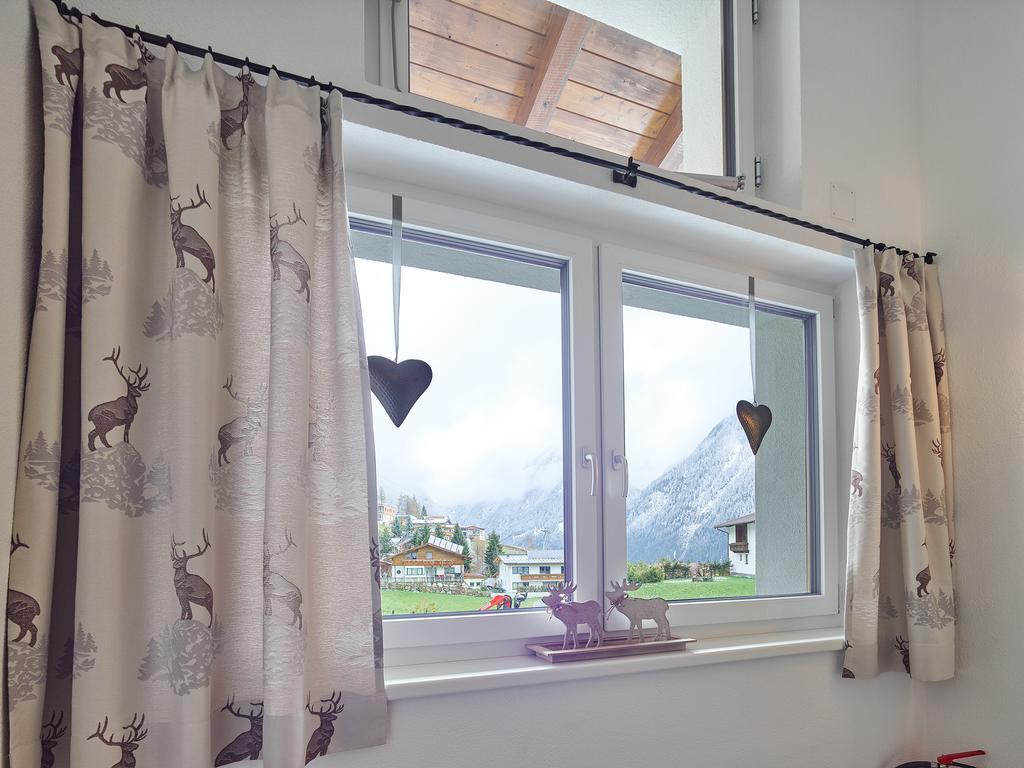 Appartement Gaestehaus Bergkristall Зельден Екстер'єр фото