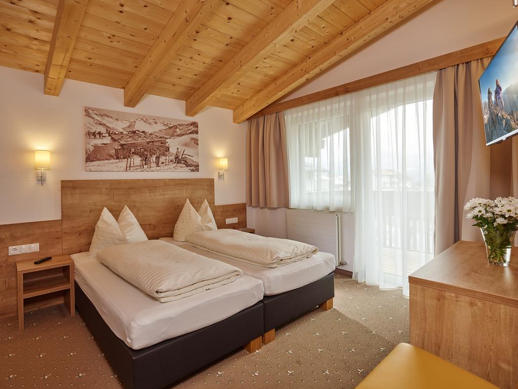 Appartement Gaestehaus Bergkristall Зельден Екстер'єр фото