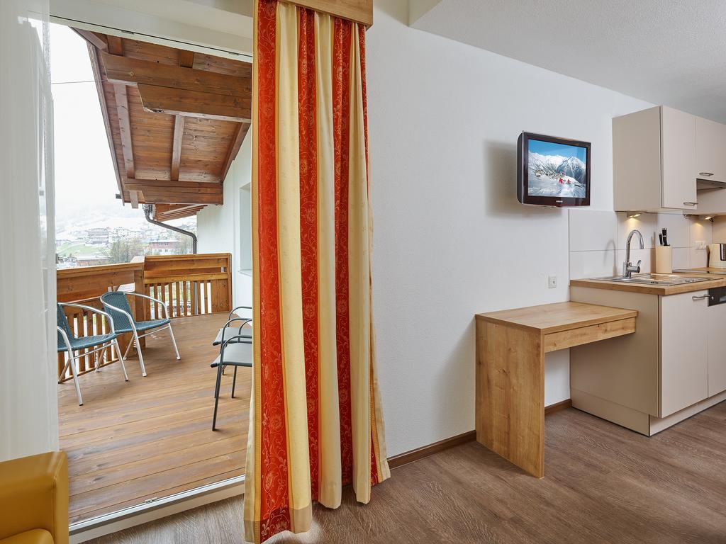 Appartement Gaestehaus Bergkristall Зельден Екстер'єр фото